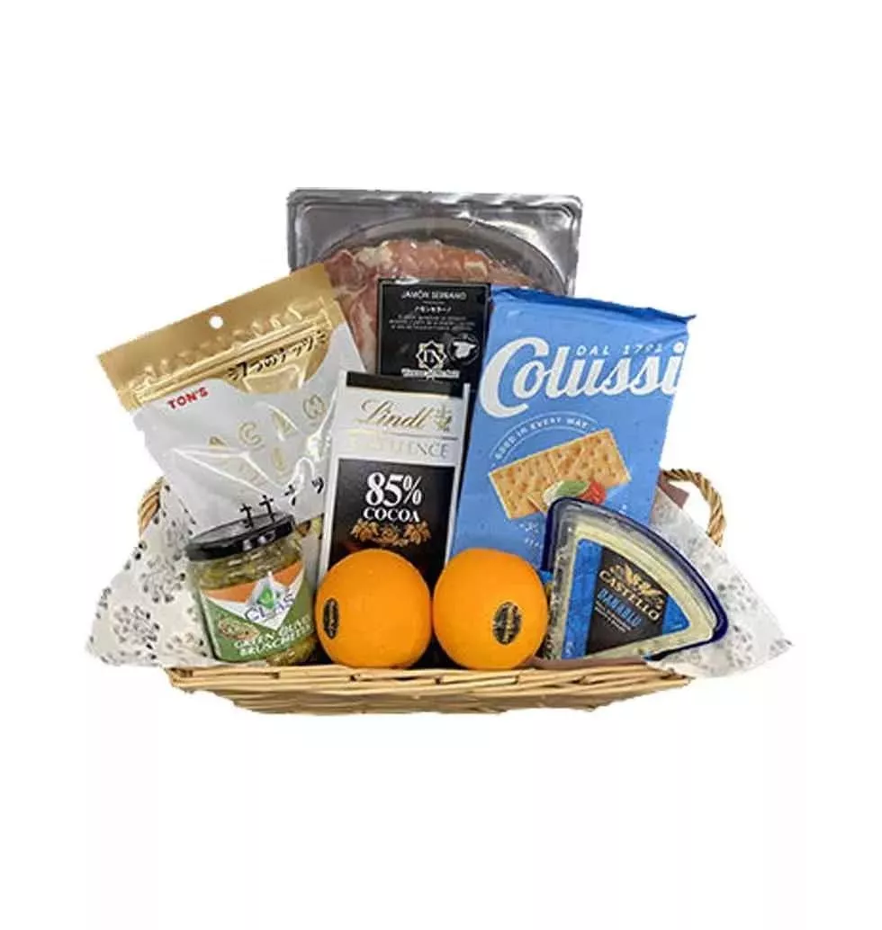 Gourmet Symphony In A Basket